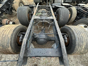 2023 MERITOR MR2014X Rear Axle Assembly